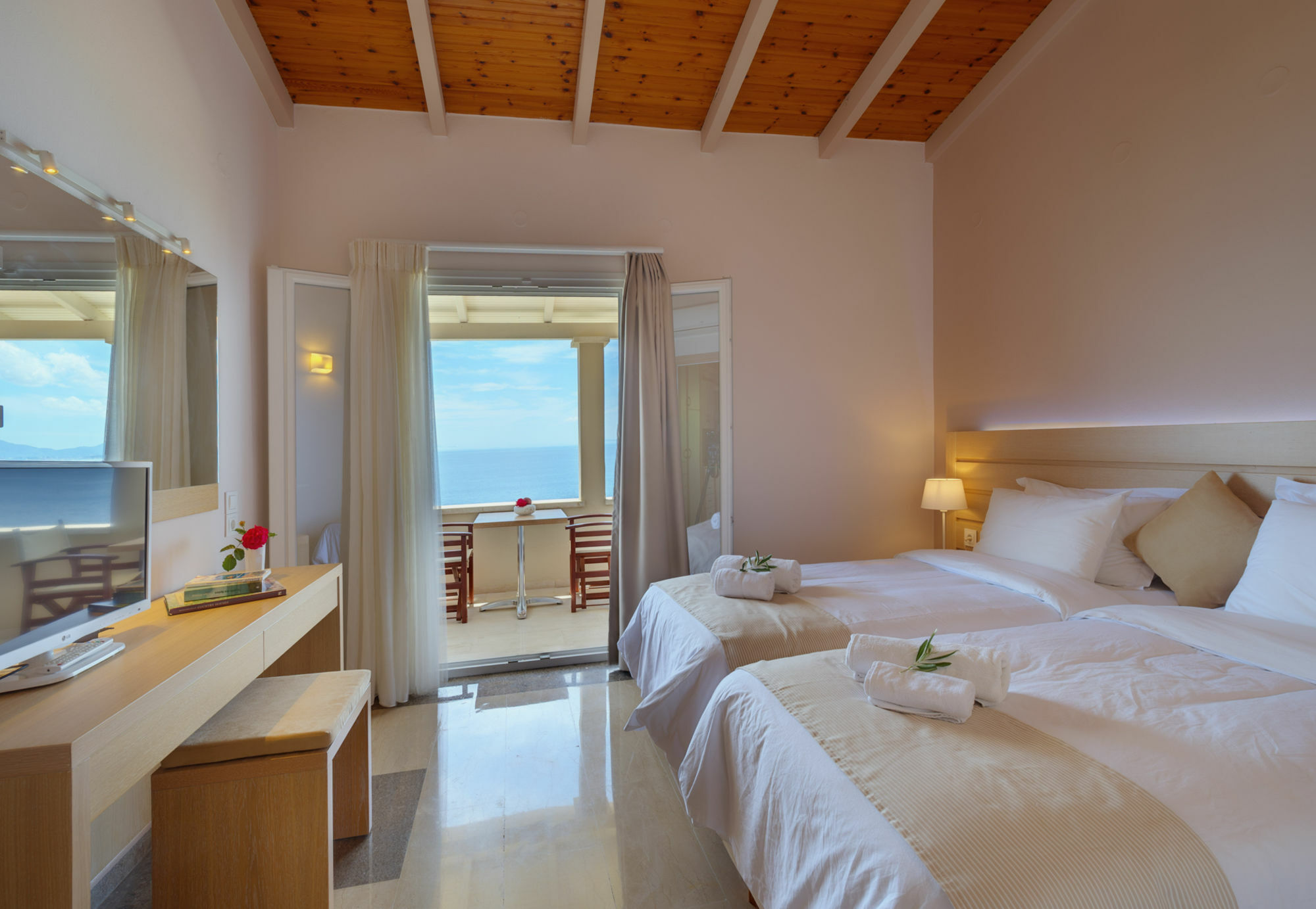 Krouzeri Beach Apartments Katávolos 外观 照片